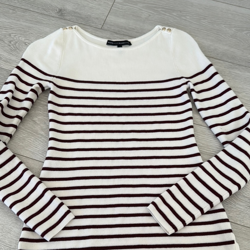 Women's White House black market Striped sweater size XS